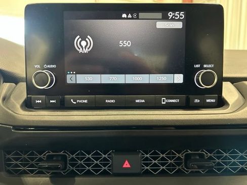 Certified 2024 Honda Accord LX image 31