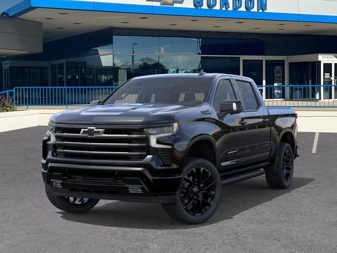 New 2026 Chevrolet Silverado 1500 High Country w/ High Country Premium Package AWD/4WD image 6