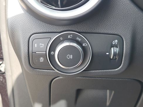 New 2025 Alfa Romeo Stelvio Sprint image 56