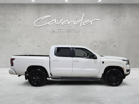 Certified 2026 Nissan Frontier SV w/ SV Convenience Package AWD/4WD image 17