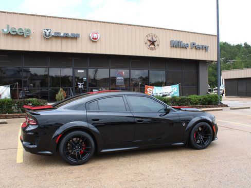 Used 2021 Dodge Charger SRT Hellcat RWD image 6