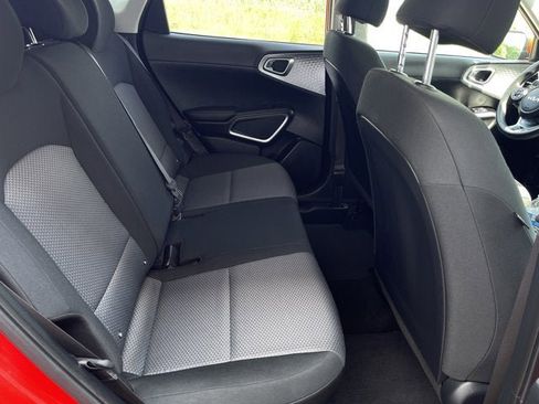 Used 2022 Kia Soul LX FWD image 24