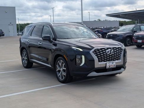 Used 2022 Hyundai Palisade SEL w/ 8P Bench Seat Package AWD/4WD image 7