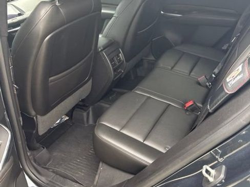 Used 2019 Cadillac XT4 Sport w/ Cold Weather Package FWD image 6