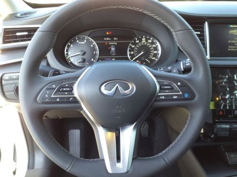 Used 2024 INFINITI QX50 Luxe AWD/4WD image 15