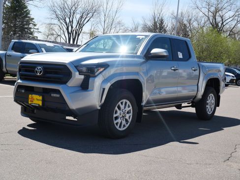 New 2026 Toyota Tacoma SR5 AWD/4WD image 4
