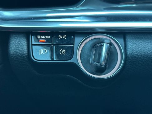 Used 2021 Porsche Panamera image 29