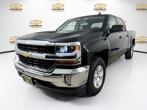 Used 2018 Chevrolet Silverado 1500 LT w/ All Star Edition RWD image 3
