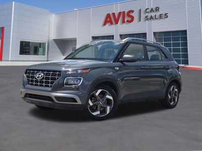 Used 2025 Hyundai Venue SEL