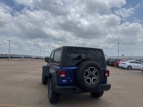Used 2020 Jeep Wrangler Sport AWD/4WD image 15
