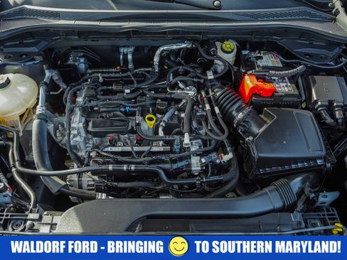 Used 2021 Ford Escape SE w/ SE Sport Appearance Package image 20