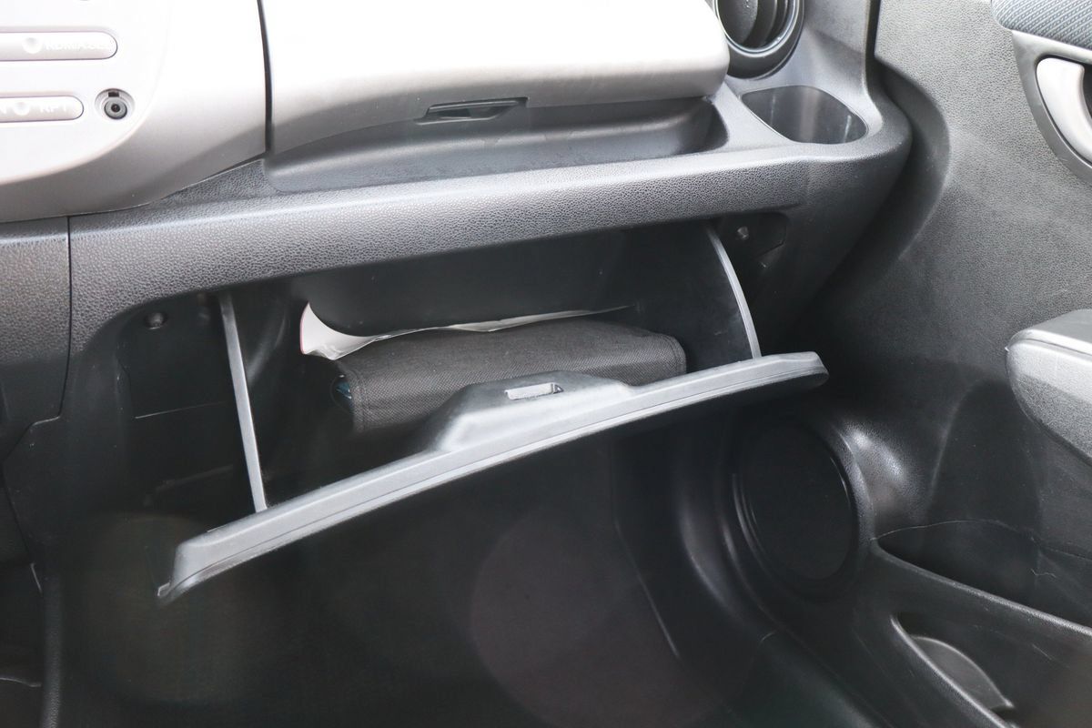 Used 2010 Honda Fit Sport image 35