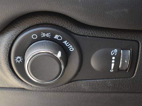 Used 2024 Dodge Durango GT AWD/4WD image 28