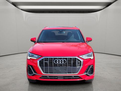 Used 2023 Audi Q3 2.0T Premium Plus w/ Premium Plus Package AWD/4WD image 6