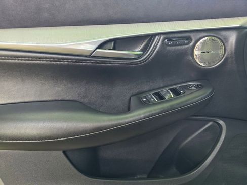 Used 2019 INFINITI QX50 Essential w/ Sensory Package AWD/4WD image 16