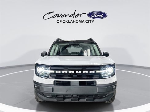 Used 2022 Ford Bronco Sport Outer Banks image 3