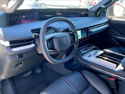 New 2026 Lincoln Navigator L Reserve w/ Jet Appearance Package AWD/4WD image 8