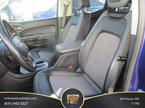 Used 2017 Chevrolet Colorado Z71 AWD/4WD image 7