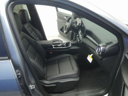 New 2026 Chevrolet Equinox LT w/ Convenience Package II image 35