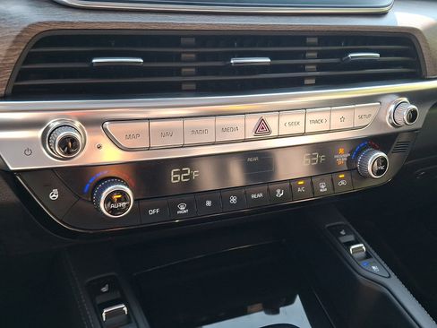 Used 2020 Kia Telluride EX w/ EX Premium Package AWD/4WD image 17