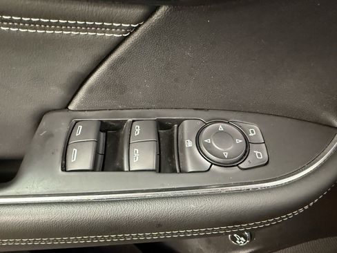 Used 2023 Buick Envision Preferred image 12