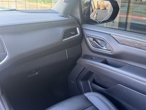 Used 2022 Chevrolet Tahoe LT w/ LT Signature Plus Package image 22