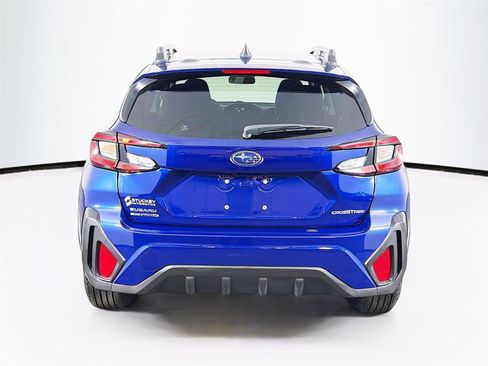 Certified 2025 Subaru Crosstrek 2.0i Premium image 6
