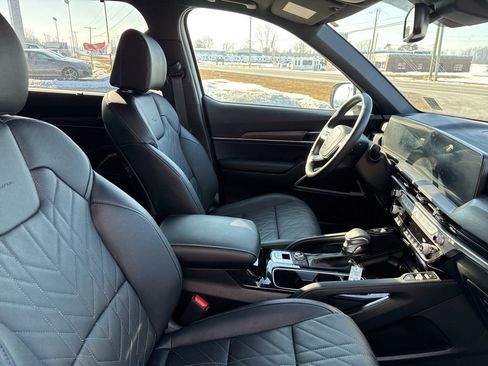 Used 2025 Kia Telluride EX X-Line image 40