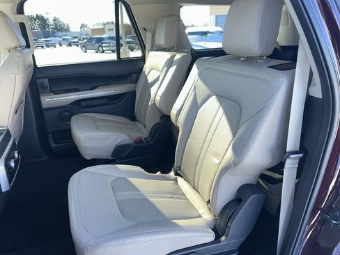 Used 2023 Ford Expedition Max Limited image 16