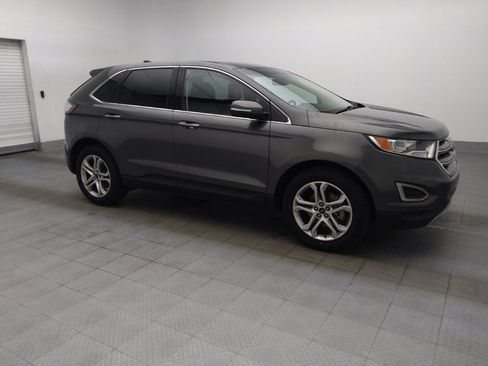 Used 2018 Ford Edge Titanium w/ Technology Package FWD image 11