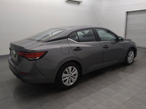 Used 2025 Nissan Sentra S image 10