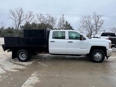 Used 2015 Chevrolet Silverado 3500 W/T w/ WT Convenience Package image 2