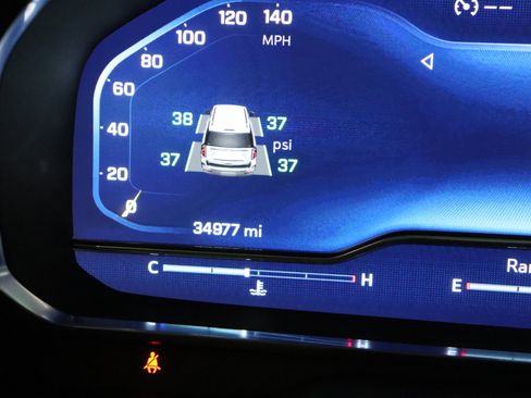 Used 2023 Chevrolet Tahoe Z71 w/ Luxury Package image 45