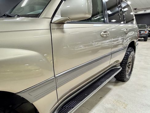 Used 2006 Toyota Land Cruiser image 20