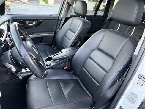 Used 2015 Mercedes-Benz GLK 350 2WD image 13