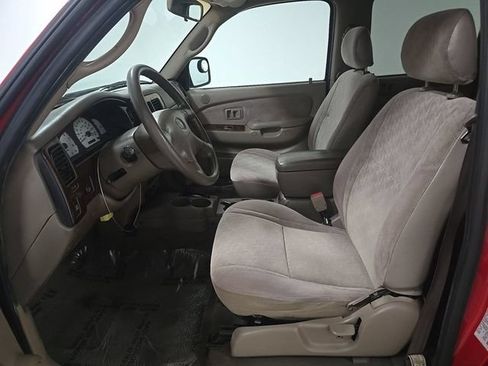 Used 2004 Toyota Tacoma PreRunner RWD image 11