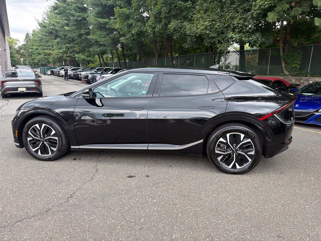 Used 2023 Kia EV6 Wind w/ Wind Technology Package AWD/4WD image 7