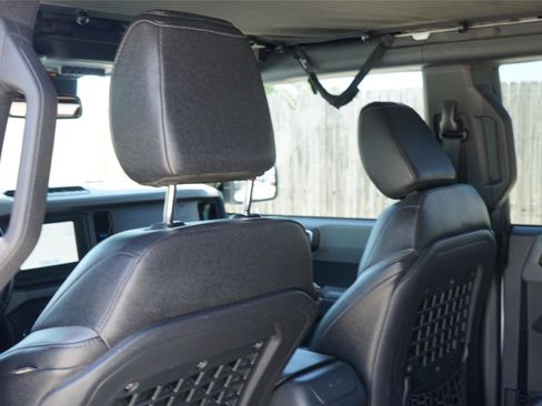 Used 2023 Ford Bronco Black Diamond w/ Sasquatch Package AWD/4WD image 23
