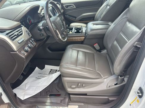 Used 2020 GMC Yukon XL Denali w/ Open Road Package AWD/4WD image 16