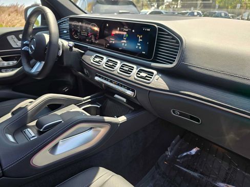 Used 2026 Mercedes-Benz GLS 450 4MATIC image 11