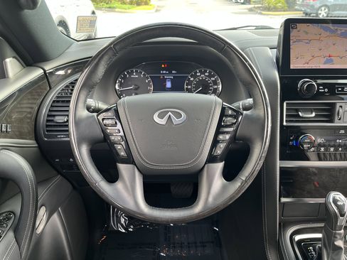 Certified 2024 INFINITI QX80 Sensory w/ All-Season Package AWD/4WD image 17