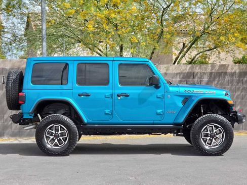 Used 2024 Jeep Wrangler Unlimited Rubicon 4xe image 10