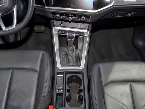 Used 2023 Audi Q3 2.0T Premium w/ Convenience Package image 27