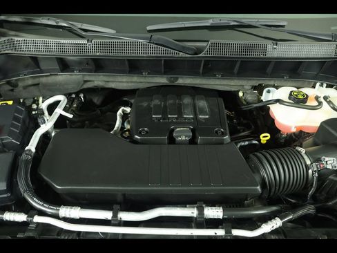 Used 2024 Chevrolet Silverado 1500 LT AWD/4WD image 22