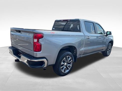 Used 2023 Chevrolet Silverado 1500 LT AWD/4WD image 6