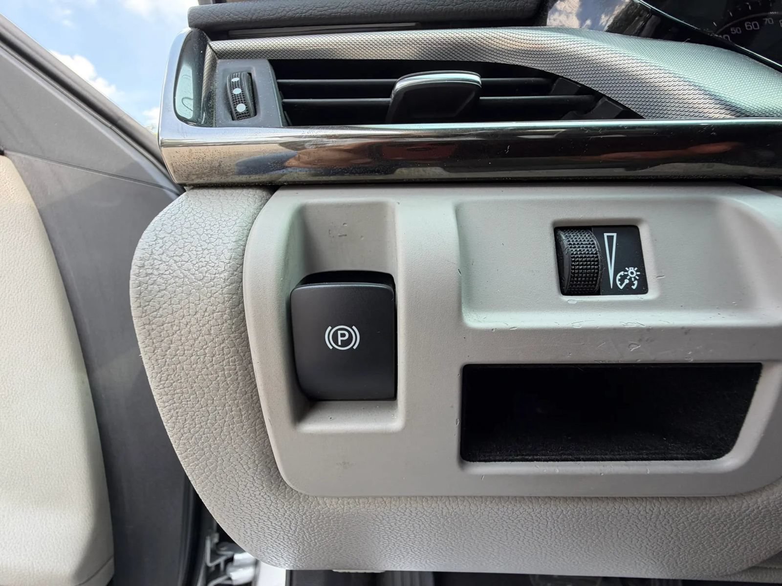 Used 2019 Cadillac CTS Luxury RWD image 21