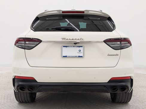 Used 2022 Maserati Levante Modena image 10