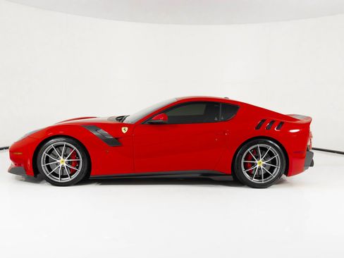 Used 2017 Ferrari F12tdf image 6