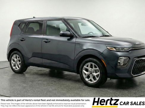 Used 2025 Kia Soul LX w/ LX Technology Package FWD image 1