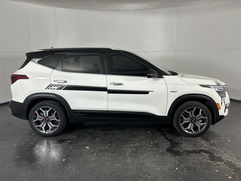 Used 2022 Kia Seltos SX image 13